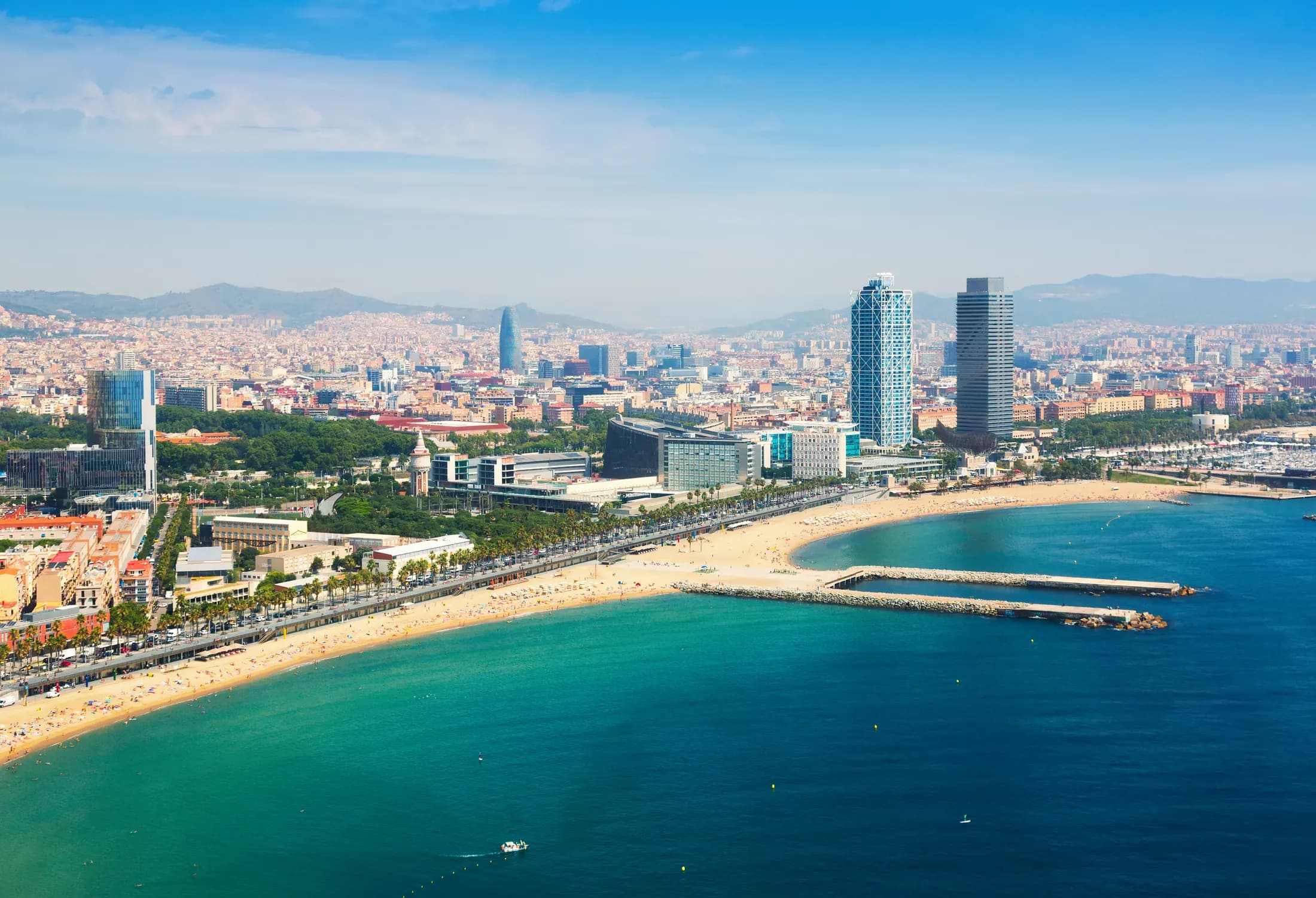 Vue de Barcelone et de son littoral